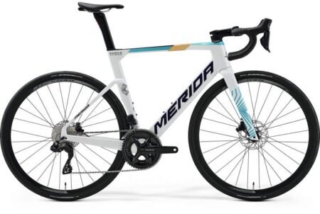 Bicicleta Merida Reacto 6000 105 Di2 Bahrain 2024
